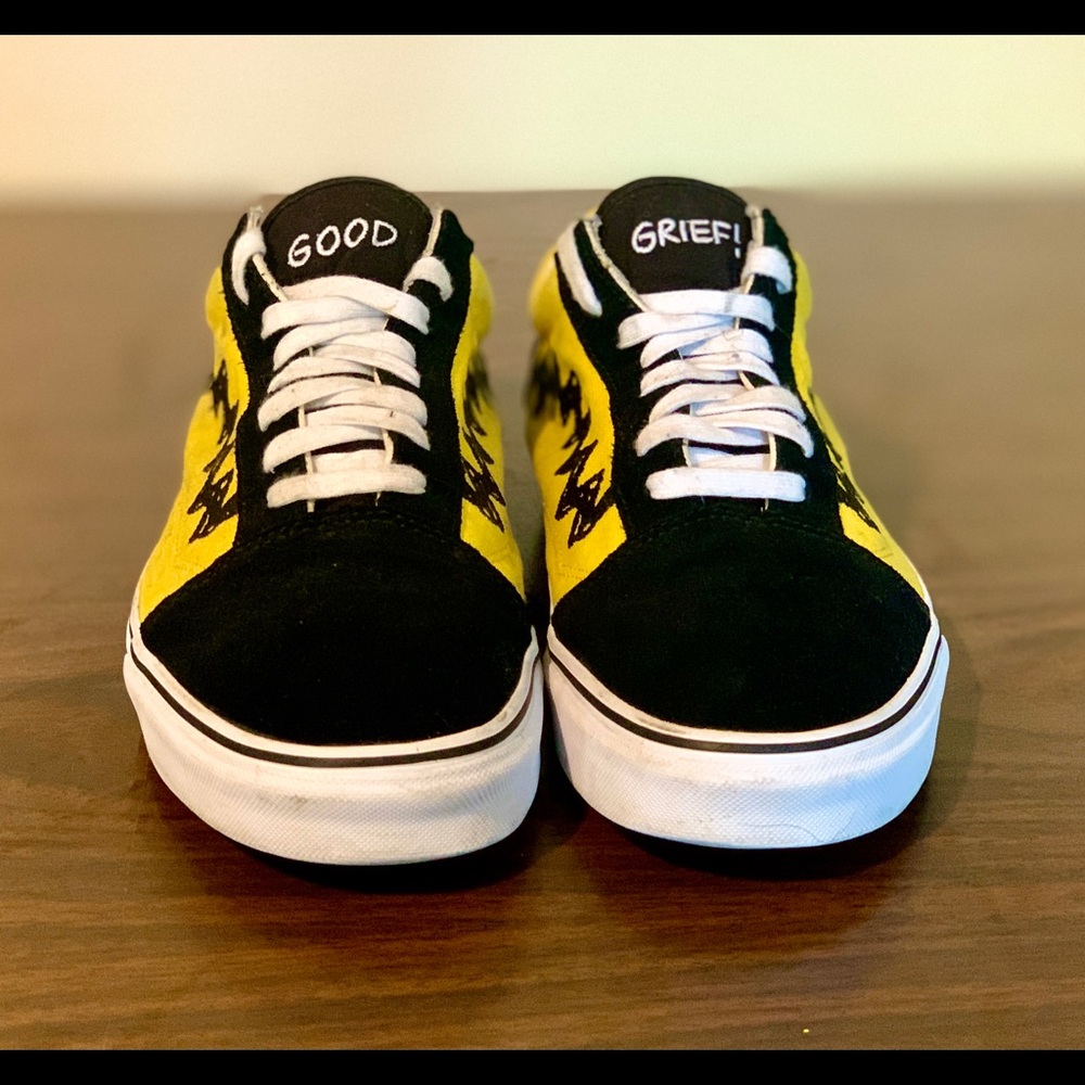 Vans: Limited Edition Charlie Brown Shoes